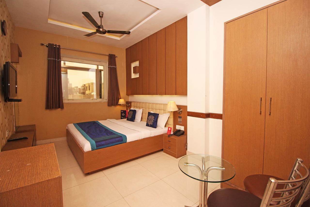 Hotel Arina Inn Nueva Delhi Exterior foto