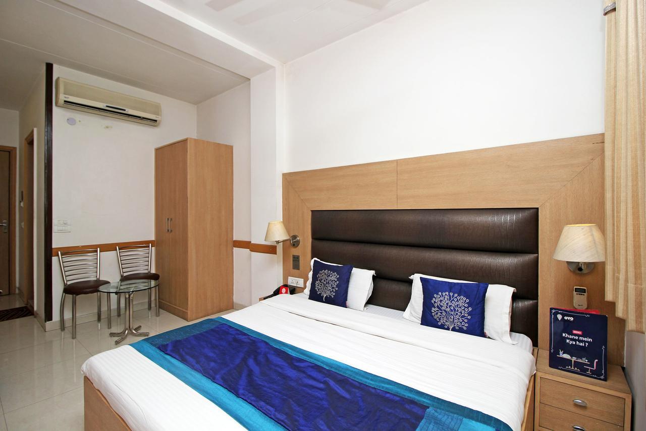 Hotel Arina Inn Nueva Delhi Exterior foto