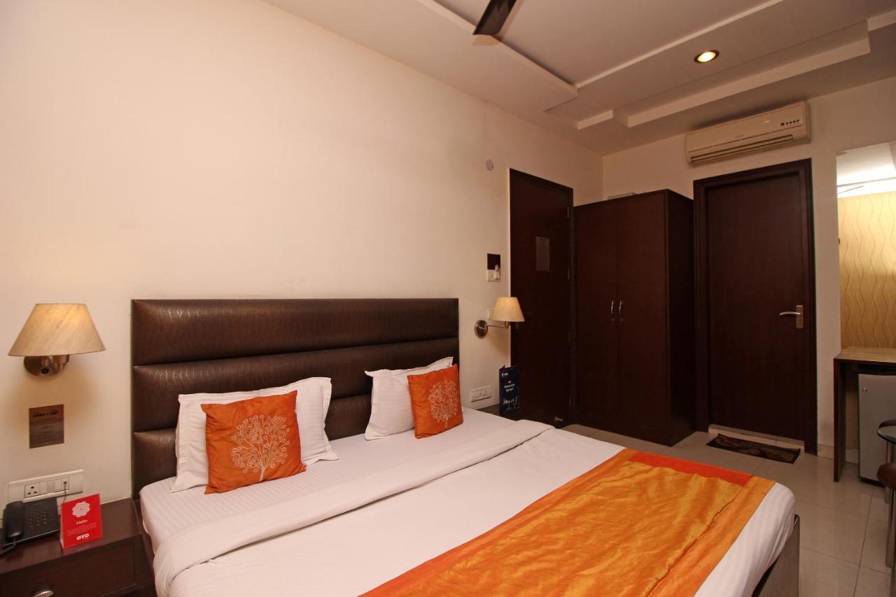 Hotel Arina Inn Nueva Delhi Exterior foto