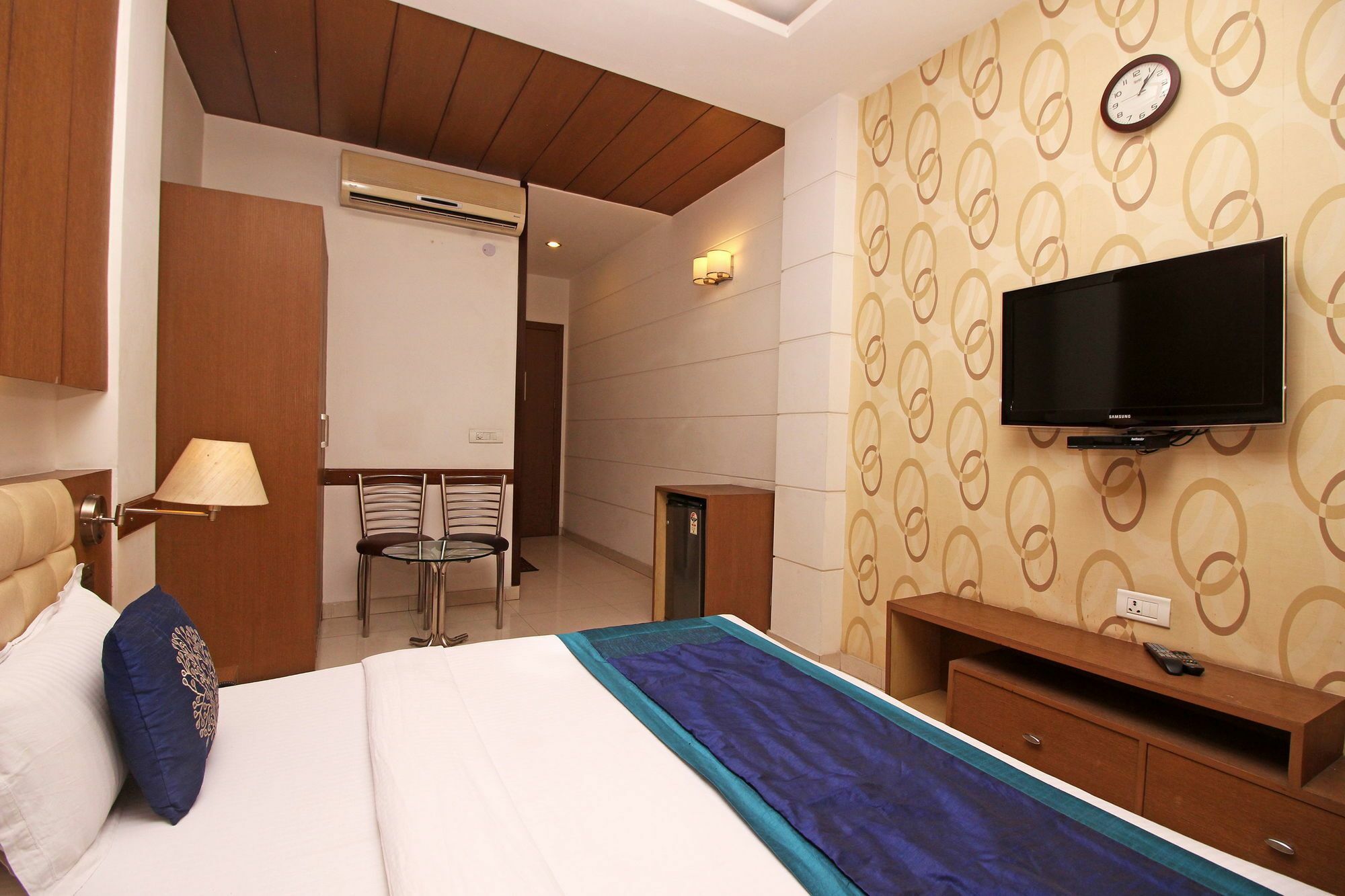 Hotel Arina Inn Nueva Delhi Exterior foto