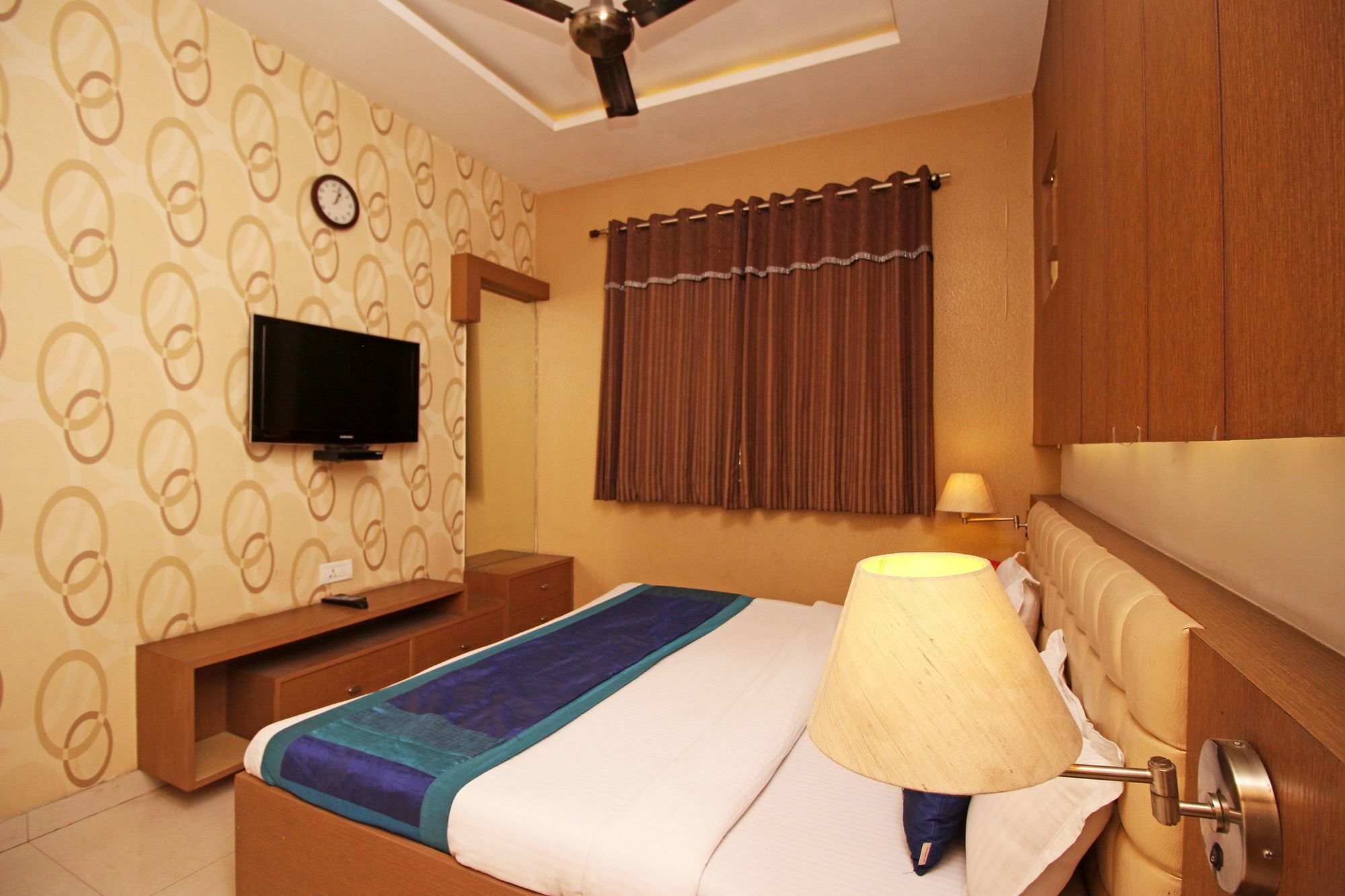 Hotel Arina Inn Nueva Delhi Exterior foto